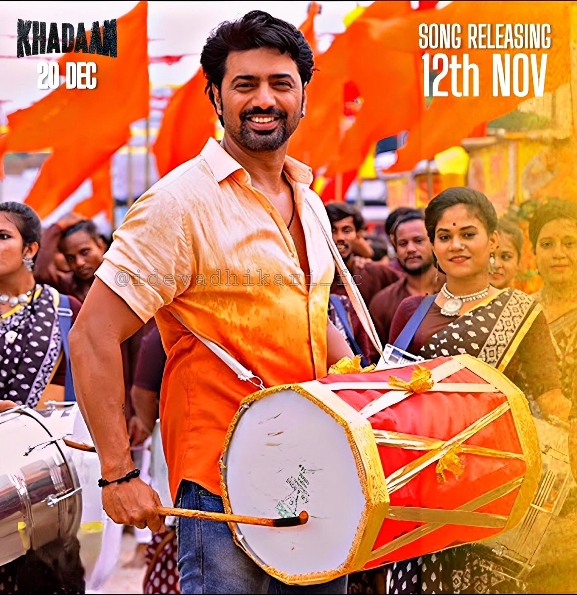 idevadhikari_fc's tweet photo. The Raja Of Masses 💪👑 @idevadhikari
আসছে সে রাজপথ দিয়ে 🔥🔥
Teaser - https://t.co/LMm8EBWBXo
#Khadaan #RajarRaja #FirstSong #OutOnNov12 @Soojitduttarino @devpl_official @SurinderFilms https://t.co/J0c2QS9d9J