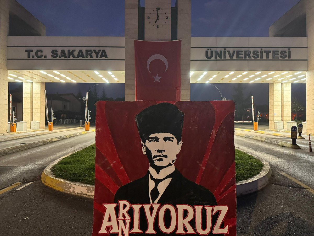 Vatanımızın kurucusu, Cumhuriyetimizin mimarı Mustafa Kemal Atatürk'ü saygıyla anıyor ve büyük özlemle arıyoruz ; Türk gençliği olarak onun fikirlerini ilelebet yaşatacağımızı yineliyoruz.

"En büyük eserim." dediğin Türkiye Cumhuriyeti bizlere emanettir!

#ultrAslanUNI