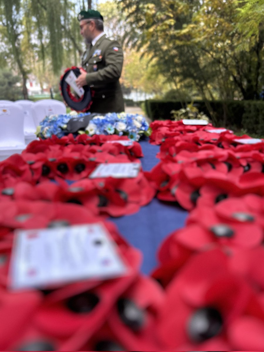 Dame Caroline Wilson DCMG tweet media