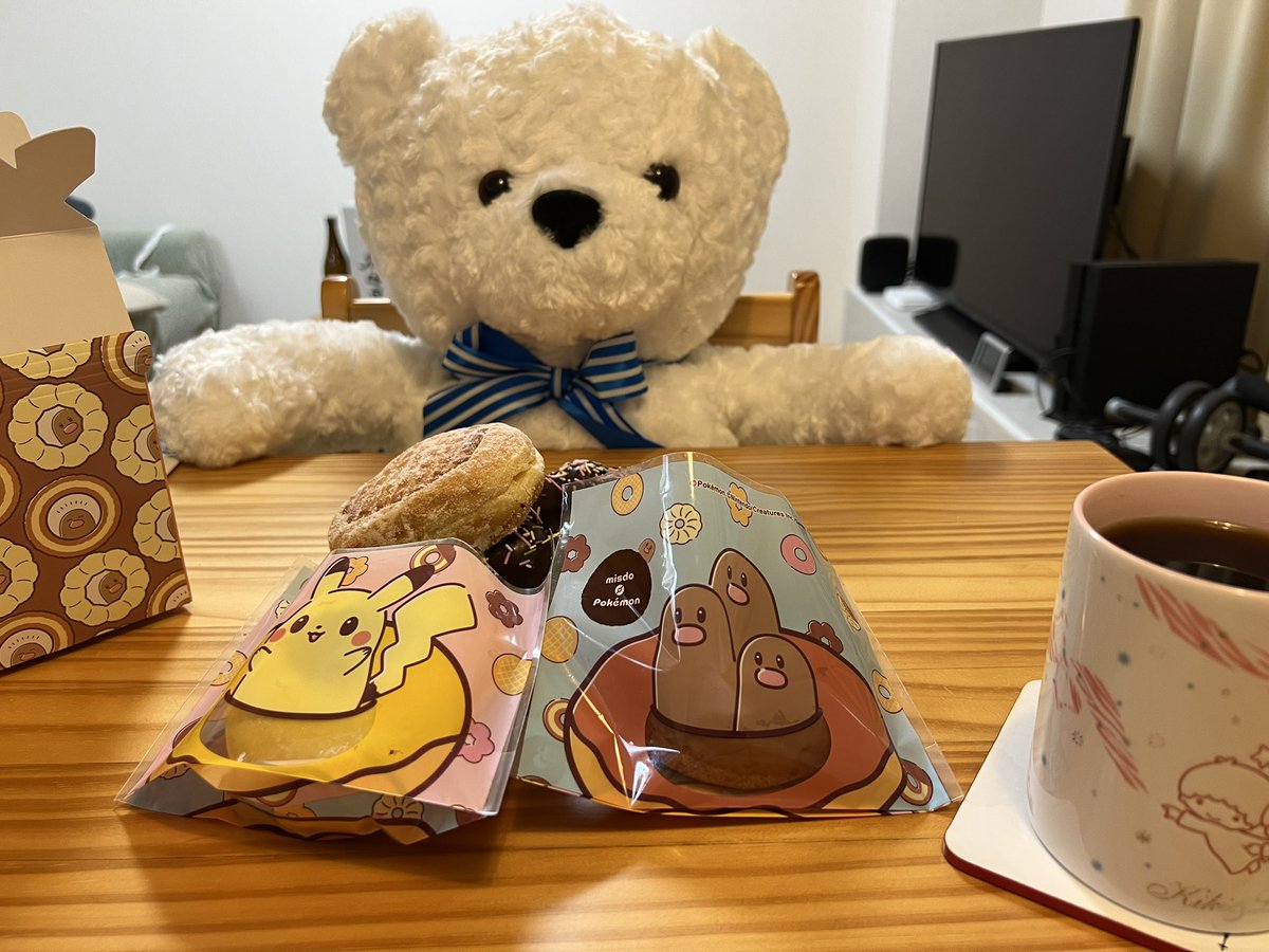 kusaweod's tweet photo. 今日は家族でドーナツパーティーだよ🥳🎉🍩💕 https://t.co/npDEPbf6Kc
