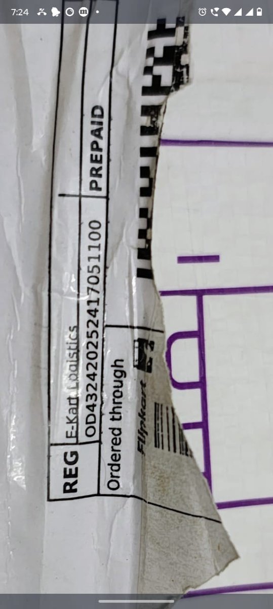 dhrity_1995's tweet photo. @SupportWakefit @Ankit_AGarg @jagograhakjago I received the wrong item from @Flipkart on 14.10.24. Invoice pasted on Package was distorted. Deliberately dumped it at my add. I requested for replacement on same day. Today is Nov. 10. 26 days lapsed. Didn't get the item. Not a usefull response @flipkartsupport https://t.co/Bul6DcMj8k