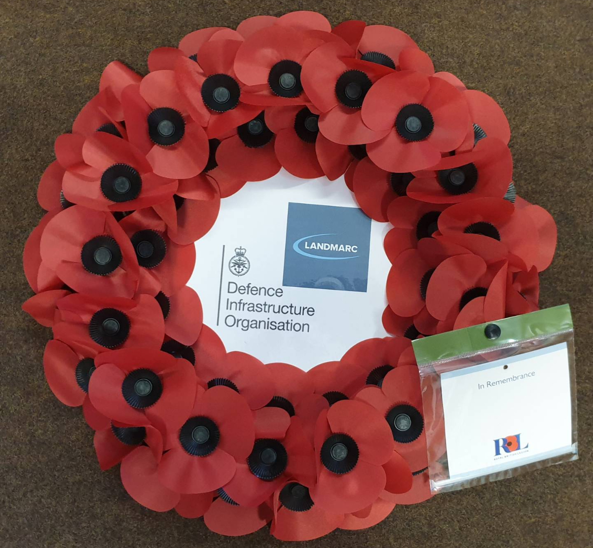 landmarcNEWS's tweet photo. This Remembrance Sunday, we honour the courage, bravery and commitment of our serving Armed Forces and remember our fallen heroes. At the going down of the sun and in the morning we will remember them. #LestWeForget #RemembranceDay https://t.co/tlbDEi2Wte