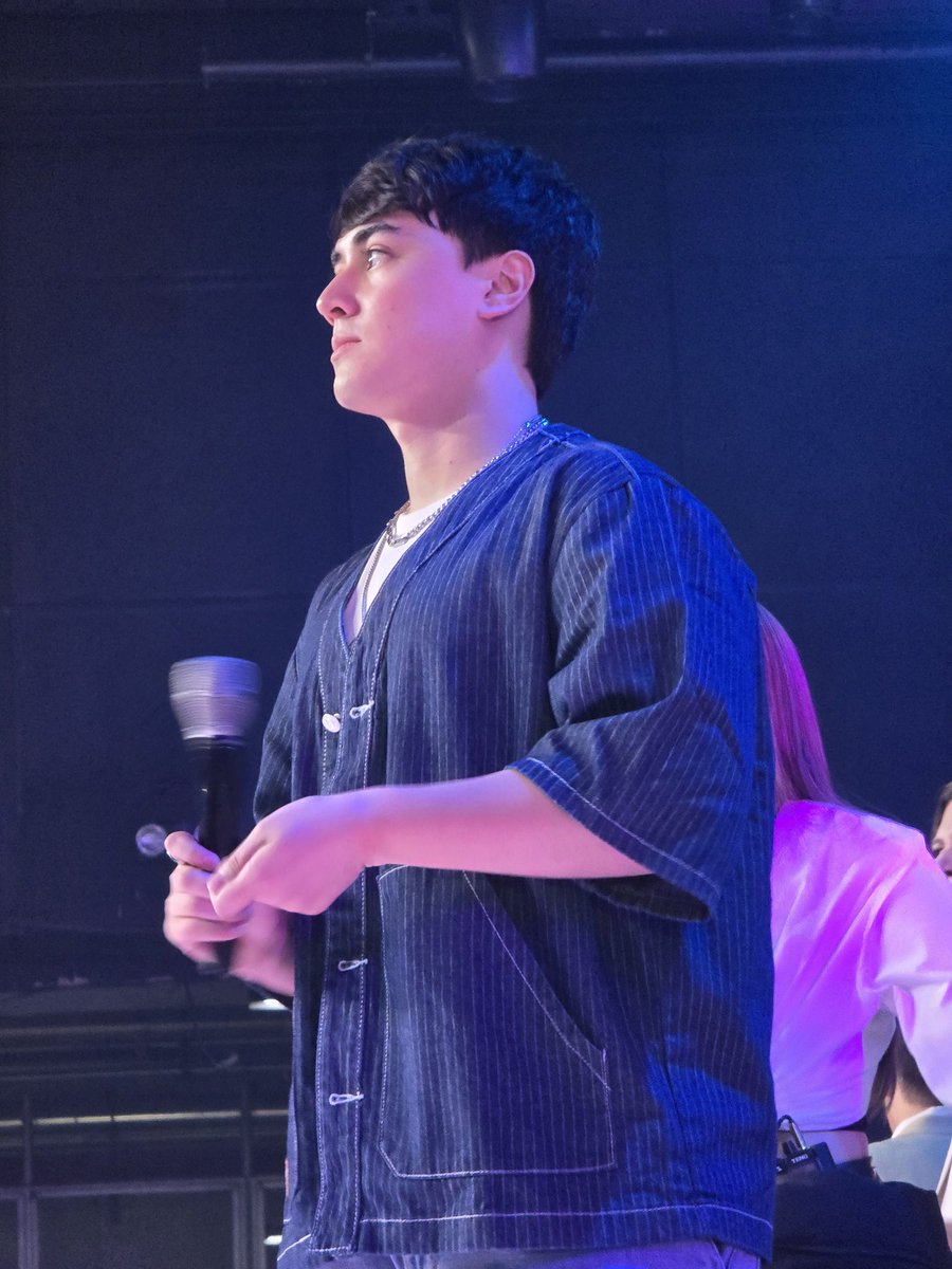 heybehds's tweet photo. Happy Sunday! ☺️

#EdwardBarber | @Barber_Edward_ https://t.co/SEl67e4hZe
