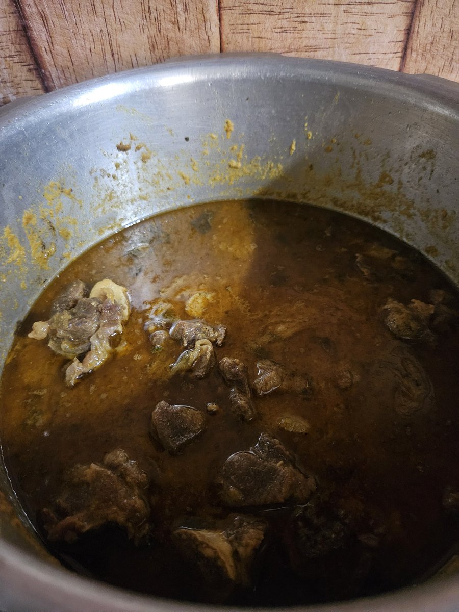 yoursarijit's tweet image. Home made mutton saaru #natistyle karnataka style ... weekend chef ....
#chef #weekendchef #Bangalore #bengaluru #Foodies #foodlover