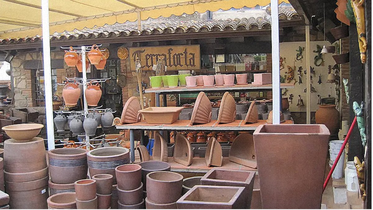 armengol1714's tweet image. Bon diumenge amics! #LaBisbalDEmpordà La cerámica de La Bisbal d'Empordà. #Oficis Ceramista. 
@juditbarcelona @antonidueso @Lluis_areny
@ThierryGEORGES @jordiaragonesm @GambusAssumpta  @pere_garriga @MonicaLondres @jtrosique @orriolsderipoll @MnicaRebullCome @lluisguino