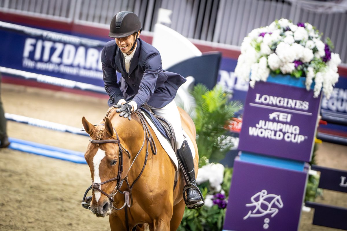 On Saturday night, these athletes were show jumping royalty! 👑

The Longines FEI Jumping World Cup™ Toronto brought a sold-out crowd to the Royal Horse Show, where Alex Matz and Ikigai were simply unbeatable! 🏆

Tiffany Foster finished second with Electrique, while McLain Ward