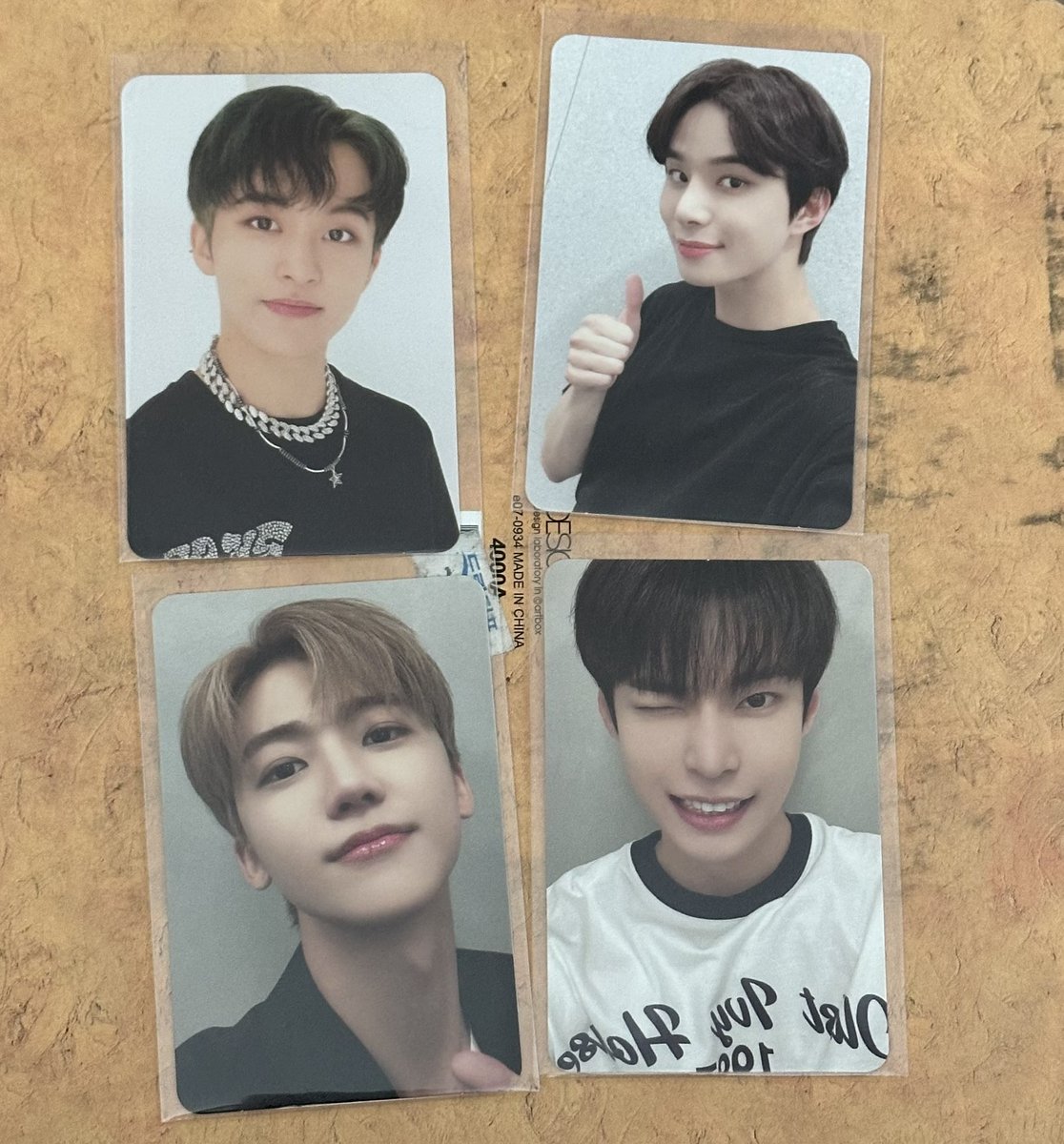 LhpLh's tweet photo. 엔시티 포카 양도합니다
엔시티 수원 슴콘 슬롯머신 포카

마크 재민 도영 5.0
정우 2.5

어느 정도 네고 가능하니까 디엠 주세요!

ㅅㅊㅇ

엔시티 NCT 엔시티드림 엔시티127 도영 정우 재민 도영 슴콘 포카 포토카드 양도 슬롯머신 슴콘수원 SM 엔시티양도 NCT https://t.co/Wdyk7FR3WO