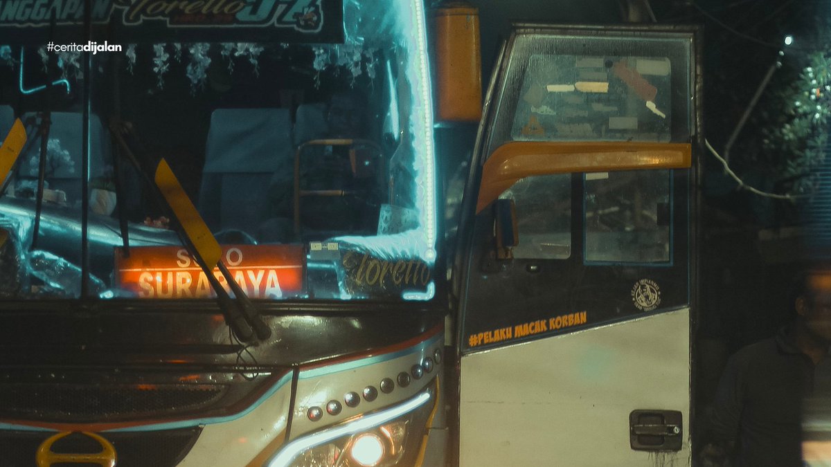 SukaFotoBis's tweet photo. The Capture of Sugeng Rayahu on Terboyo's Early Morning. https://t.co/FdJaPCacAX