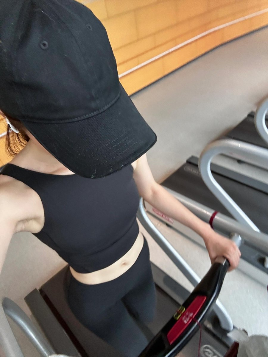 This is my other territory, far away from the hustle and bustle. Soothing, natural and comfortable is how life should be.