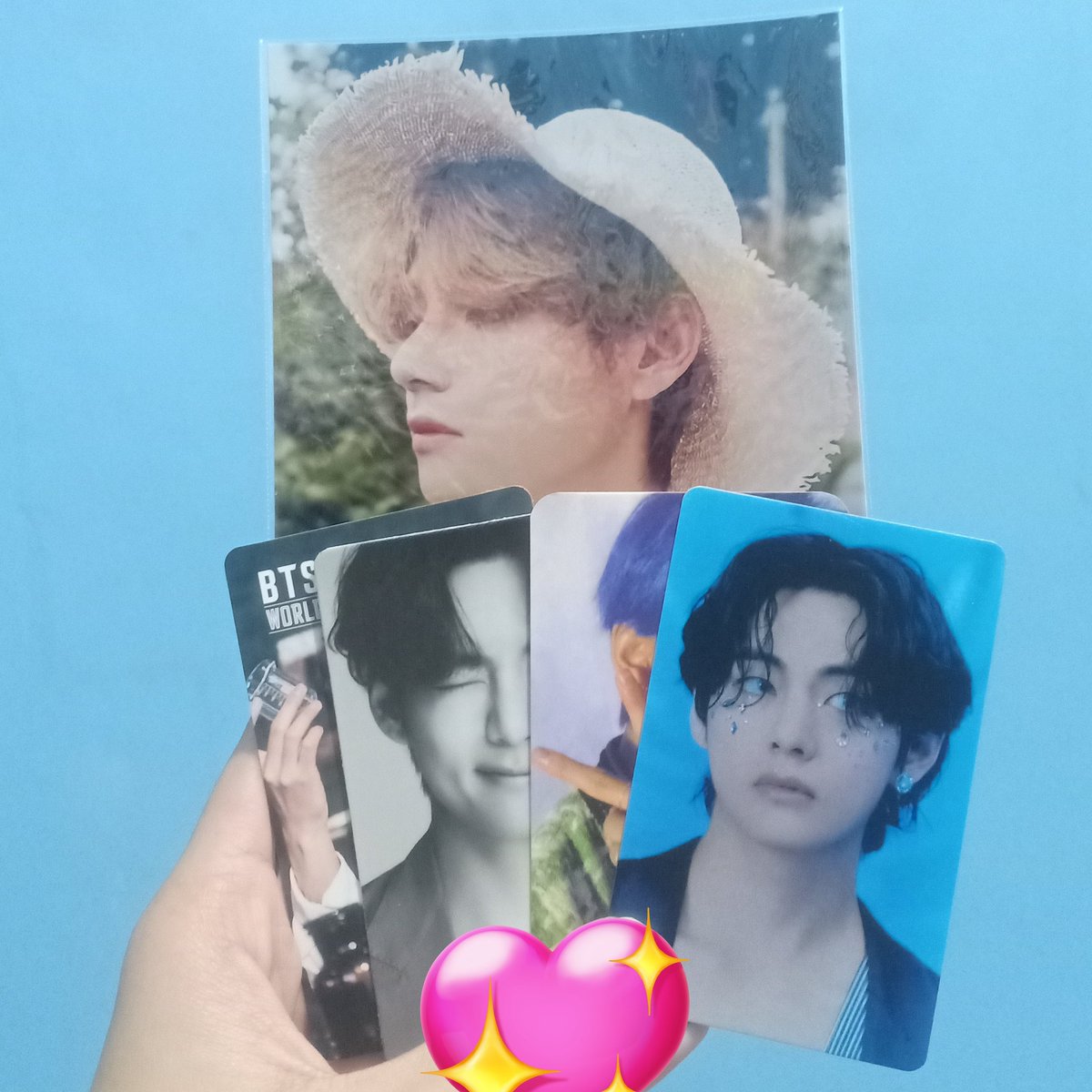 thberryy's tweet photo. ｡ﾟﾟ･｡･ﾟﾟ｡ 
ﾟ。 #cymail
　ﾟ･｡･ﾟ
💌⤷ @fl9wer_cart

prize received! thank you so much po for this ga and also sa freebies! 🫶🏼 pag kadating na pagkadating dinikit ko agad si v 🤣 thank you po uli! sorry for the late feedback 🛐

— #fl9wer_cart_proofs https://t.co/wXNbZQTRVm