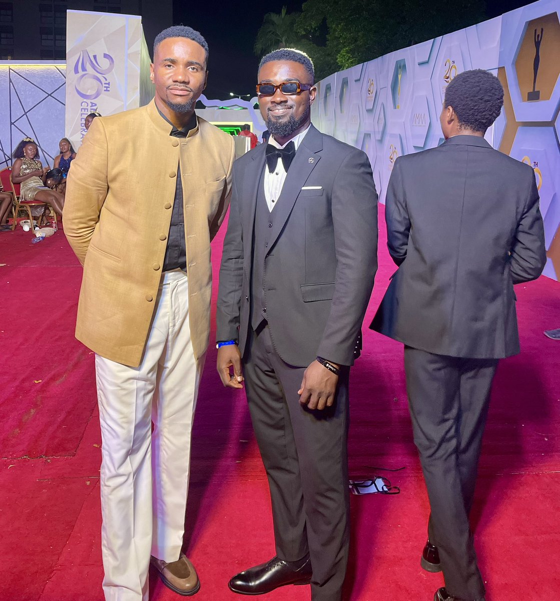 _nenesenor's tweet photo. Best Actor in a Leading Role nominee at the 2024 @AMAAWARDS 🏆
Special congratulations to @HarryDivoBentil for winning BEST DEBUT FEATURE FILM BY A DIRECTOR.
Congratulations to the entire team of LETTERS TO GODDO 🇬🇭 🥂.
#letterstogoddo #20thamaawards #amaaturns20 https://t.co/zzABzG296N