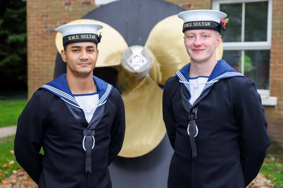 On #RemembranceSunday, Sailors and Royal Navy and Royal Marine Volunteer Cadet Corp Cadets from Sultan will join in local commemorations, including at Gosport War Memorial and the Fleet Air Arm Memorial and the sunken garden in Lee-On-The-Solent.
#LestWeForget