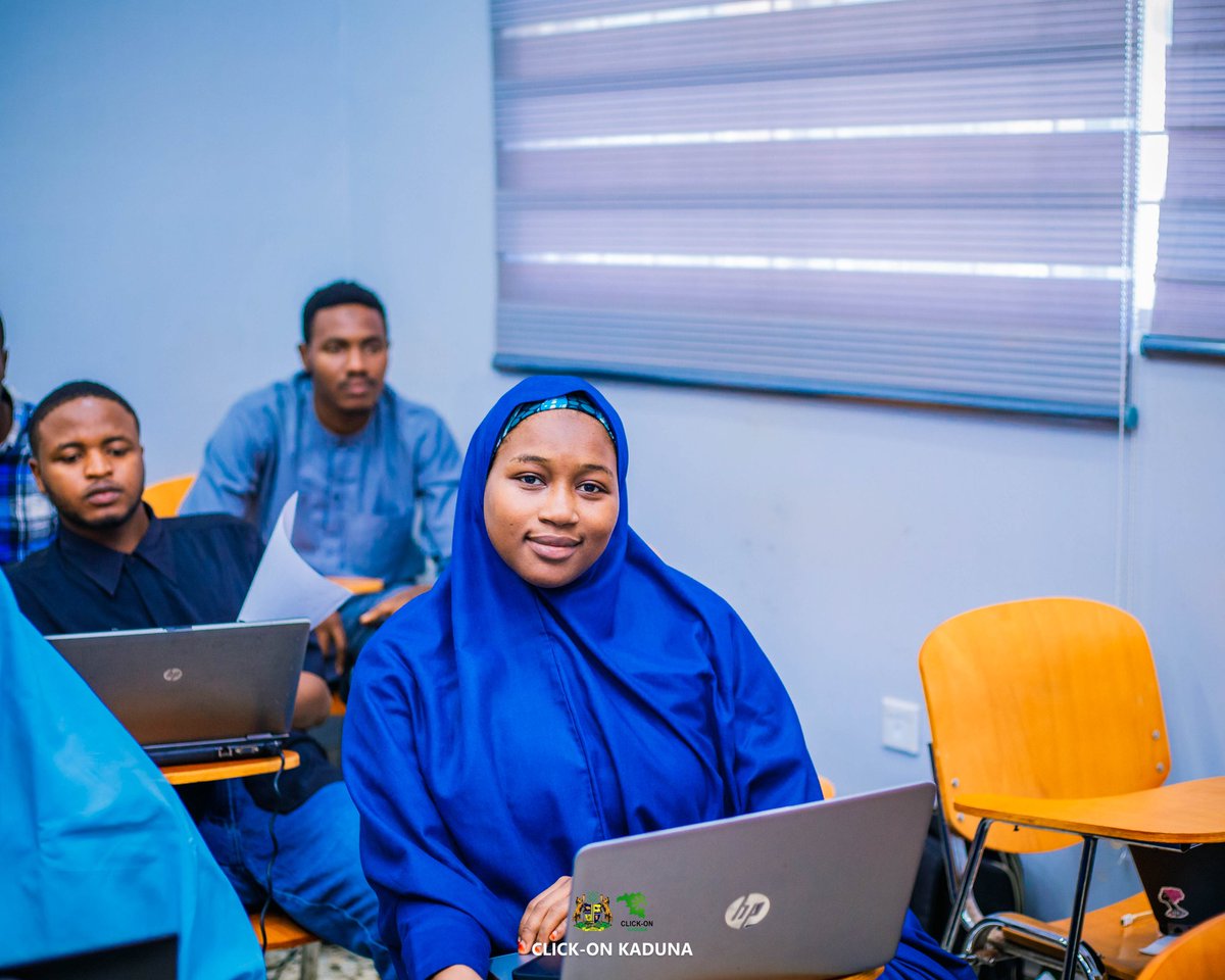 bellolfatima's tweet image. Learning new things gives me joy. Done with Advanced Excel. Up next is SQL. #ClickOnKadunaDSFP #DataScienceFellow