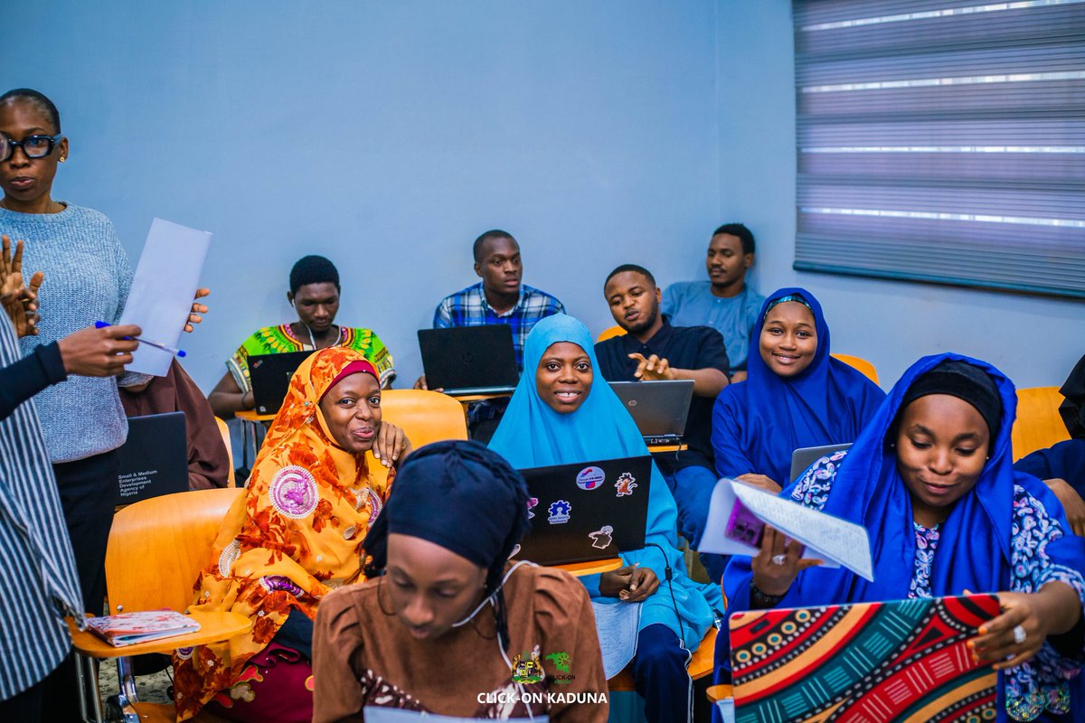 bellolfatima's tweet image. Learning new things gives me joy. Done with Advanced Excel. Up next is SQL. #ClickOnKadunaDSFP #DataScienceFellow