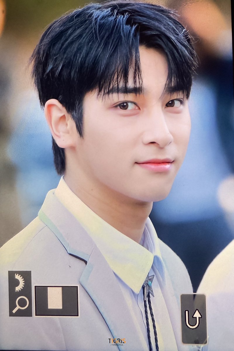 tigris_lhg's tweet photo. 241110  

오랜만이야👋🏻

보고싶었어 (˃‿˂)

#한결 #이한결 #BAE173
#스타라이트보이즈 #STARLIGHTBOYS https://t.co/xDGtJRdC9G