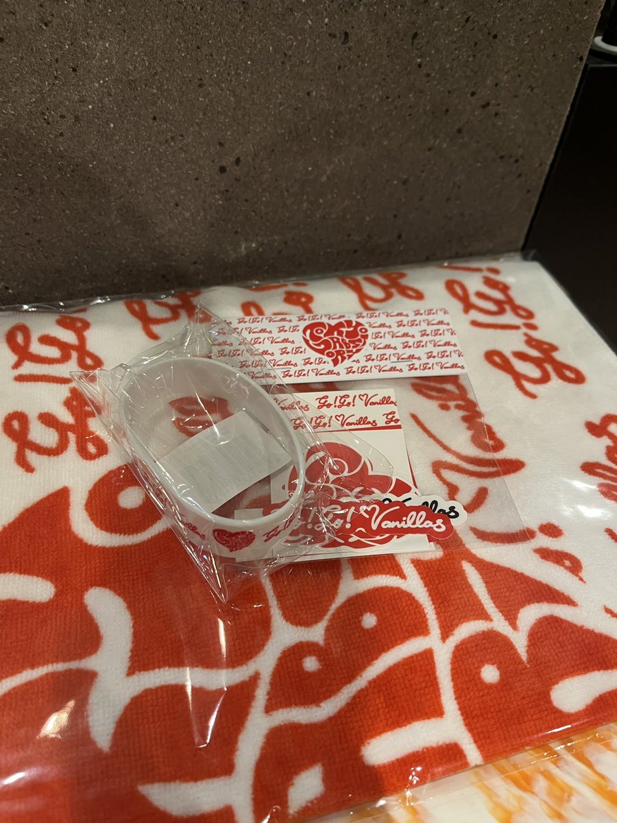 fr_coffee's tweet photo. バニラズ両国！
初1人参戦不安になってカフェに逃げてる https://t.co/ukub5d1L2v