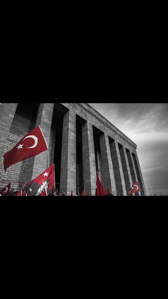 57 yıllık kısa bir hayata koskoca   CUMHURİYETİ sığdırdınız. MUSTAFA KEMAL’in  askerleri olarak, bizi biz yapan sizi çok seviyoruz. Ruhunuz şad olsun. 🇹🇷❤️🙏