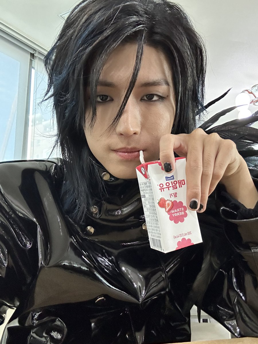 RYUK  FROM  DEATH  NOTE  IF  HE  SLAYED  (X2)