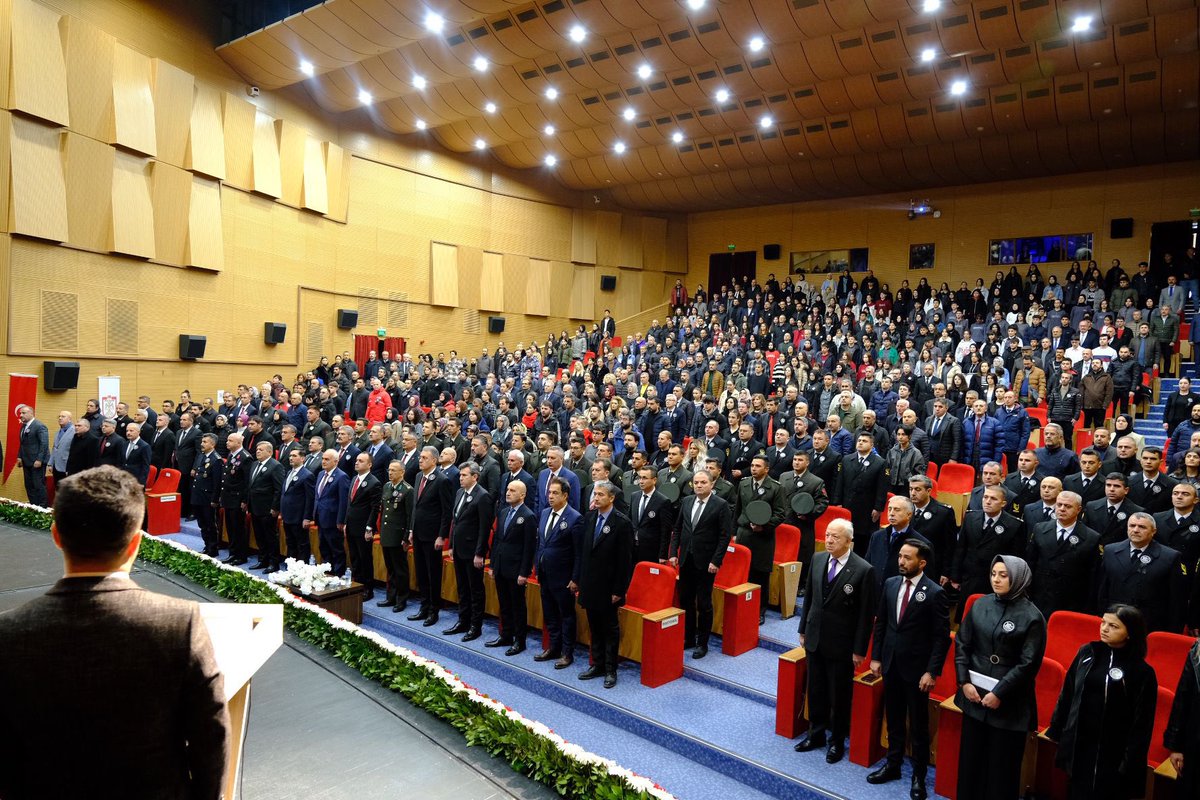 ProfSengonul's tweet photo. Gazi Mustafa Kemal Atatürk’ü saygı ve minnetle anıyorum.
2️⃣ https://t.co/HDsHYD9SyG