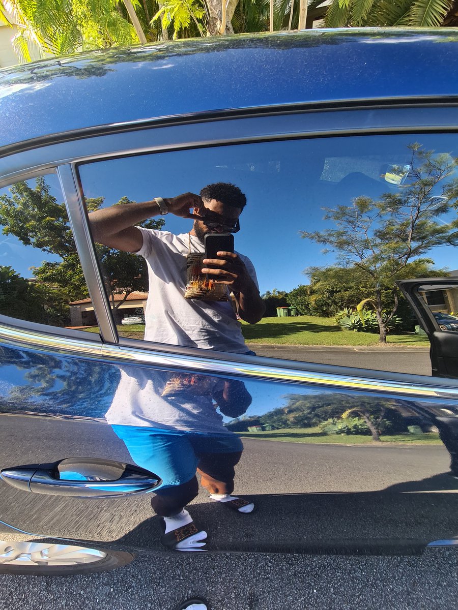 itsjuxii's tweet photo. 🕶

#goldcoast #brisbane https://t.co/ftm4z4t3q7
