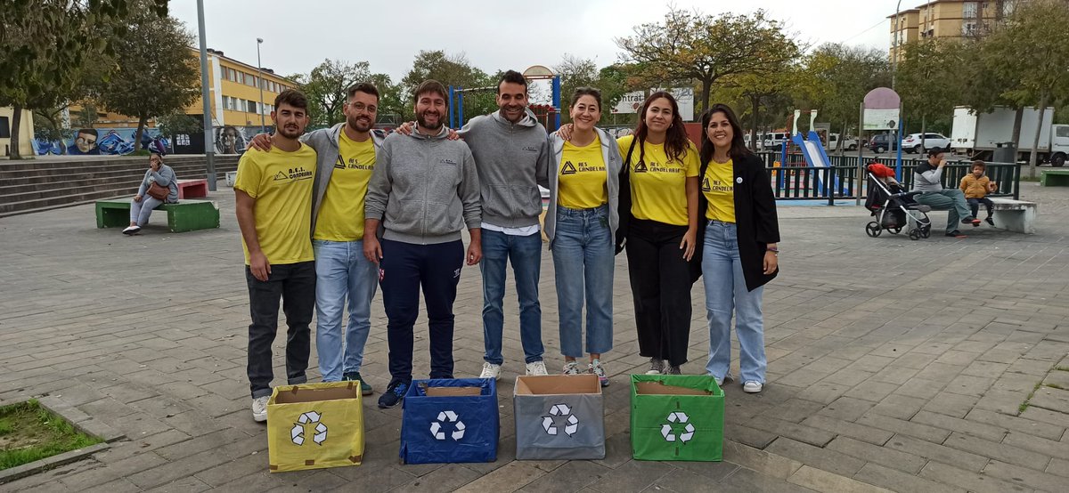 Ayer participamos del 4º Encuentro de Entidades de la Plataforma <a href="/3barriosamate/">Plataforma Civica 3Barrios-Amate</a>, mostramos al barrio nuestro trabajo y reivindicamos el derecho al descanso y cuidado de espacios públicos. Hubo tiempo para el ocio con actuaciones y un arroz. Seguiremos luchando por Tres Barrios !!