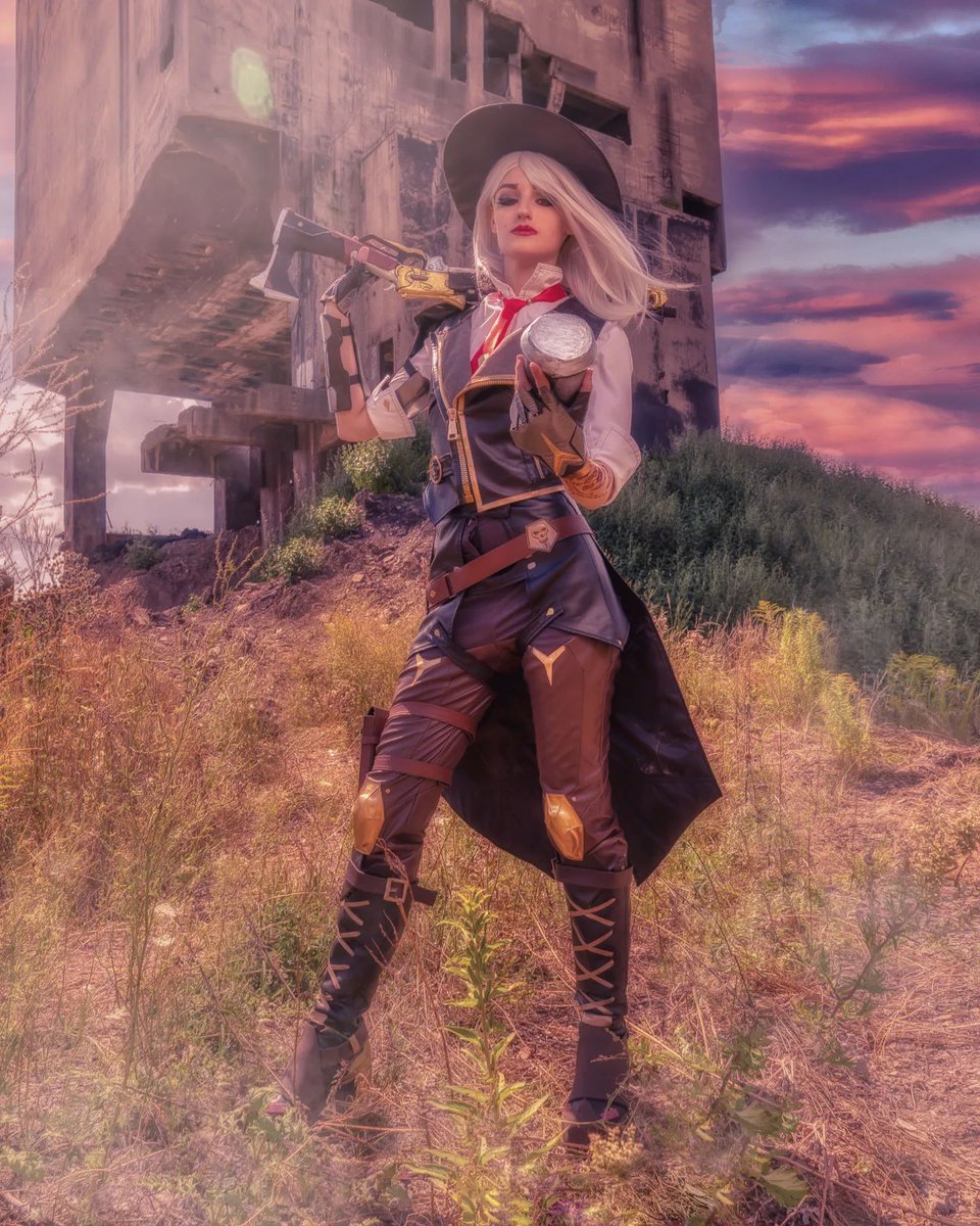 ElMundoDelCospl's tweet photo. #PostDay #ElMundoDelCosplay
#CosplayerRandom https://t.co/o67IpT11XK