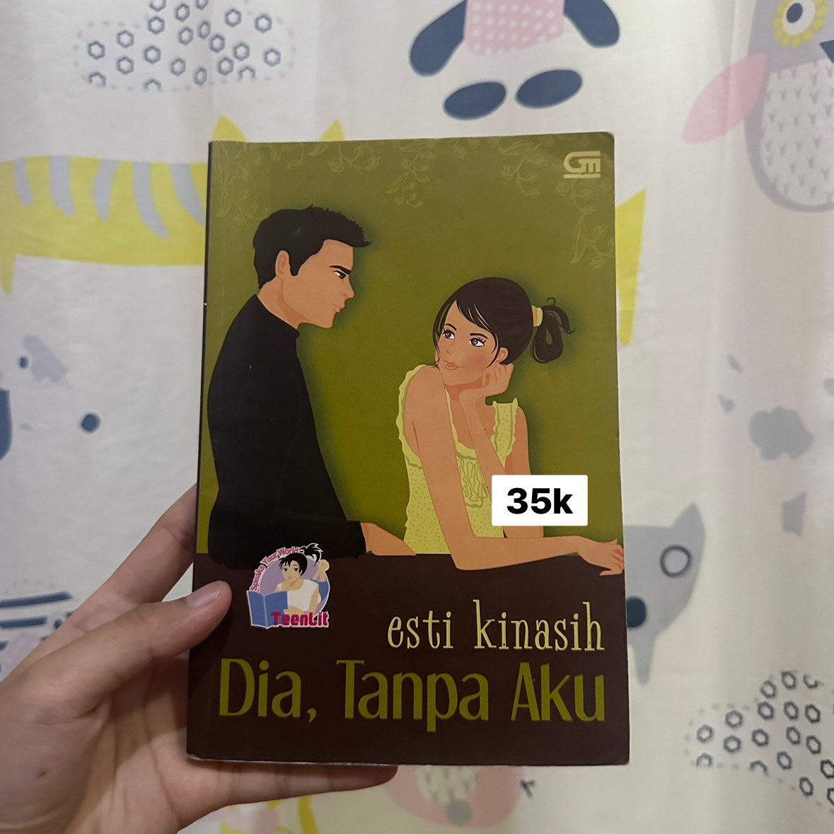 jsungchan13's tweet photo. wts novel 
esti kinasih: fairish, dia tanpa aku, jingga dalam elegi 
raden chedid: alaia 

🐚 jatim based 
🐚 oren/manual exc adm https://t.co/RZZ98EfaqQ