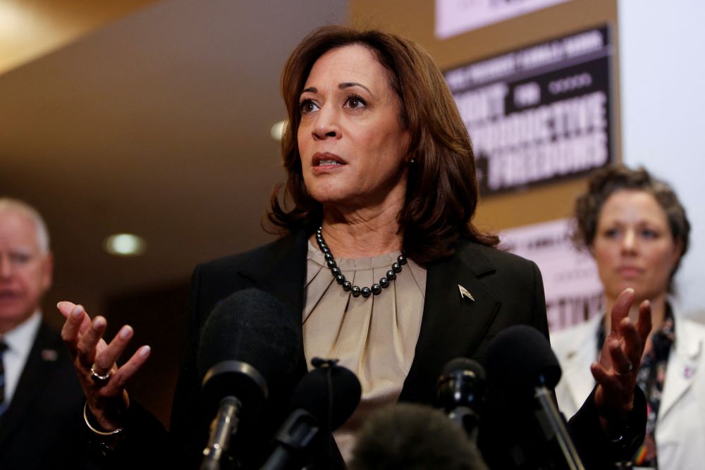 MarioNawfal's tweet photo. 🇺🇸KAMALA RAN HER CAMPAIGN LIKE THE GOVERNMENT…WITH A DEFICIT

She raised over $1 billion yet spent $1.37 billion, which included over $580 million on staff.

Meanwhile, Trump scored a landslide victory after raising $381 million and spending $345 million, of which only about $10 million was spent on staff.

Source: @JustinBlinson