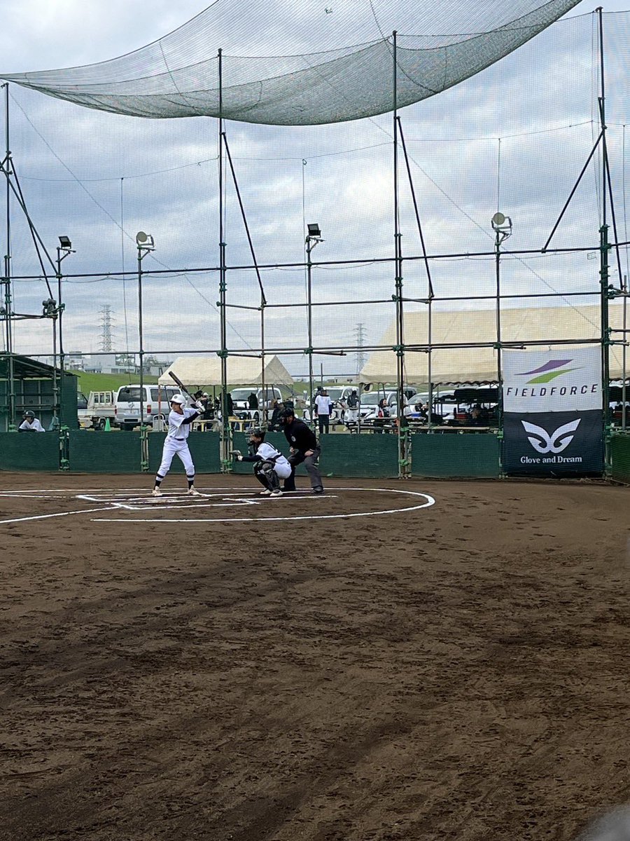 boys_tokyoeast's tweet photo. #フィールドフォース 様の協賛での開催となった日本少年野球 2024 フィールドフォースカップ 東京都東支部中学1年生大会
各試合会場ではフィールドフォースと傘下のオーダーグラブのGlomのフラッグを掲げさせていただき試合を行ないました
#ボーイズリーグ
#Glom https://t.co/BKJbyxn6Xd