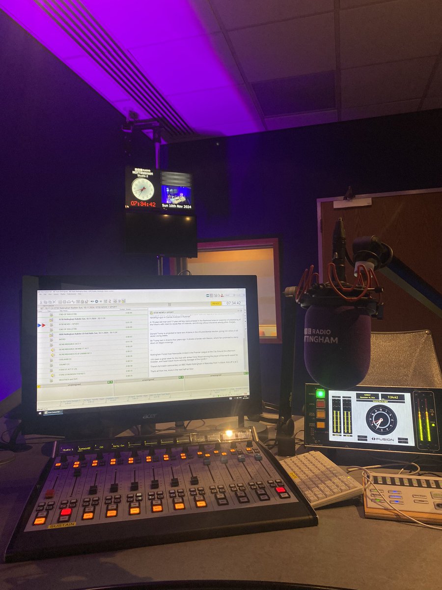 miyaaaz_'s tweet photo. it’s me doing the news on @BBCNottingham this morning until 1 🎙️ 

trying to adjust to the 6am start 😭

#bbcnews #bbcnottingham https://t.co/J8gAoG4sRW