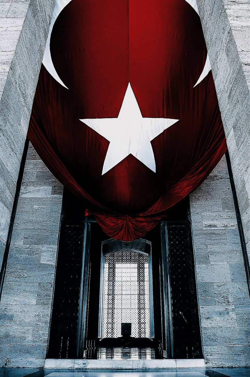 niets_che's tweet photo. #10Kasım https://t.co/7jqZMRIVzr