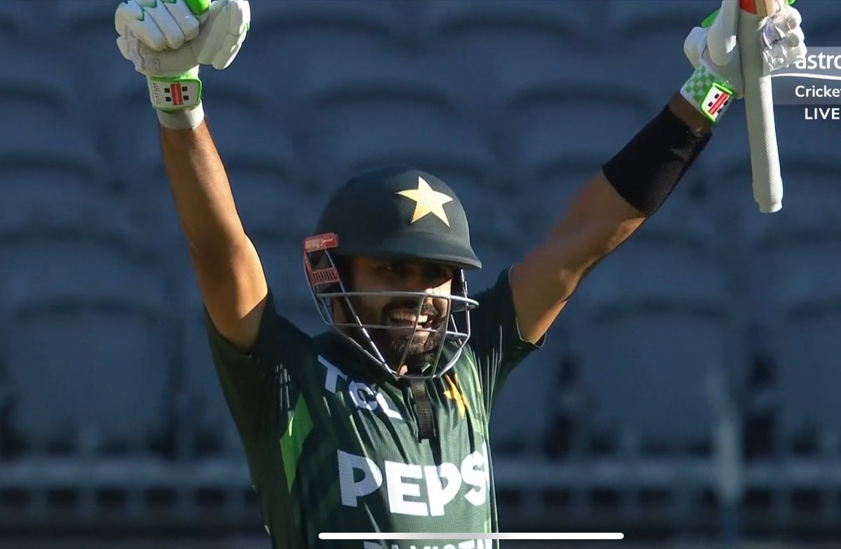 Greenistan92's tweet photo. Babar celebrating, Rizwan celebrating, Pakistan celebrating!!

What a win!
What story!

#PAKvsAUS https://t.co/iWsFbSWFbR