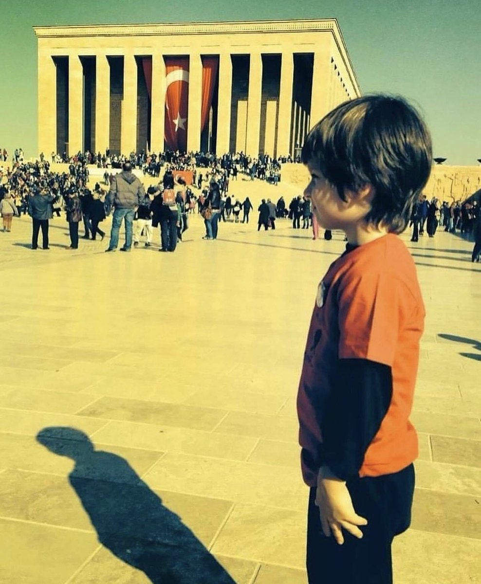 oguzardaselcd's tweet photo. Sonsuza dek… 
Saygı, minnet ve özlemle… https://t.co/qBvu6ViVpz