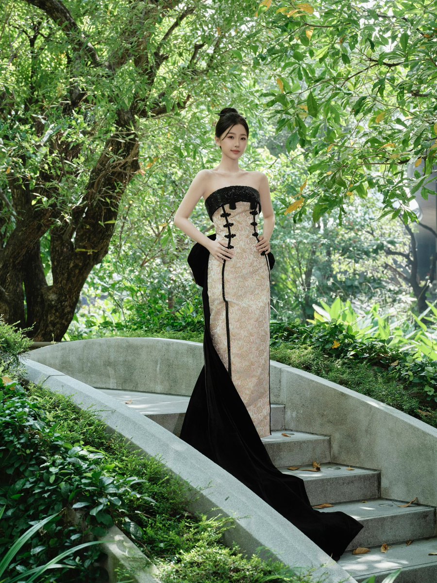 WeTVThailand's tweet photo. #อวี๋ซูซิน สวยสมมง #WeTVBAEstherYu สุดๆ💖

#ประเทศไทยมีอวี๋ซูซินแล้ว
#อวี๋ซูซิน #EstherYu #虞书欣 #EstherYuFirstFanMeetinginBKK
#WeTVBAEstherYu #WeTVAmbassadors #WeTVth https://t.co/OXcGSRHtYm