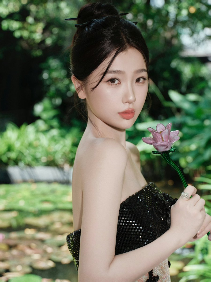 WeTVThailand's tweet photo. #อวี๋ซูซิน สวยสมมง #WeTVBAEstherYu สุดๆ💖

#ประเทศไทยมีอวี๋ซูซินแล้ว
#อวี๋ซูซิน #EstherYu #虞书欣 #EstherYuFirstFanMeetinginBKK
#WeTVBAEstherYu #WeTVAmbassadors #WeTVth https://t.co/OXcGSRHtYm