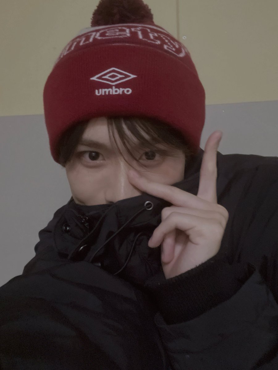 official_DXTEEN's tweet photo. [#大久保波留]
リリイベ2日間ありがとう！
来られなかったにこも、また今度会いにきてね🖤

みんなあったかくしてね❄️

#DXTEEN #OKUBONALU https://t.co/AIM09qULyh