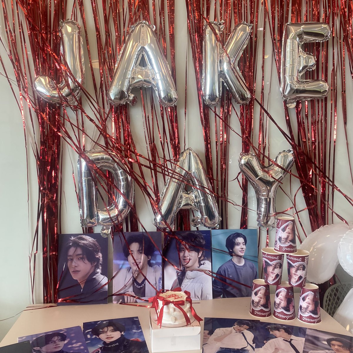 nichorielsim's tweet photo. Celebrated Jake day today! 🥰 It was such a fun experience. ♥️ Thank you for organizing @cafe113O 

 #𝑹𝒂𝒏𝒅𝒐𝒎𝒂𝒏𝒕𝒊𝐊𝐄𝐔 https://t.co/QvAyBQspVf