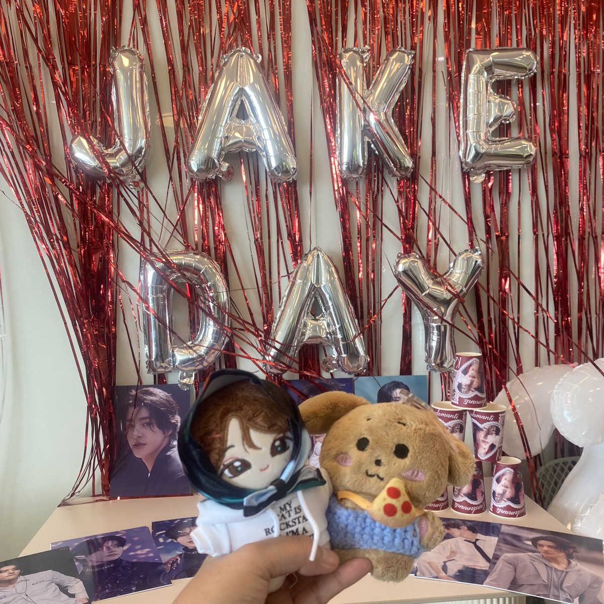 nichorielsim's tweet photo. Celebrated Jake day today! 🥰 It was such a fun experience. ♥️ Thank you for organizing @cafe113O 

 #𝑹𝒂𝒏𝒅𝒐𝒎𝒂𝒏𝒕𝒊𝐊𝐄𝐔 https://t.co/QvAyBQspVf