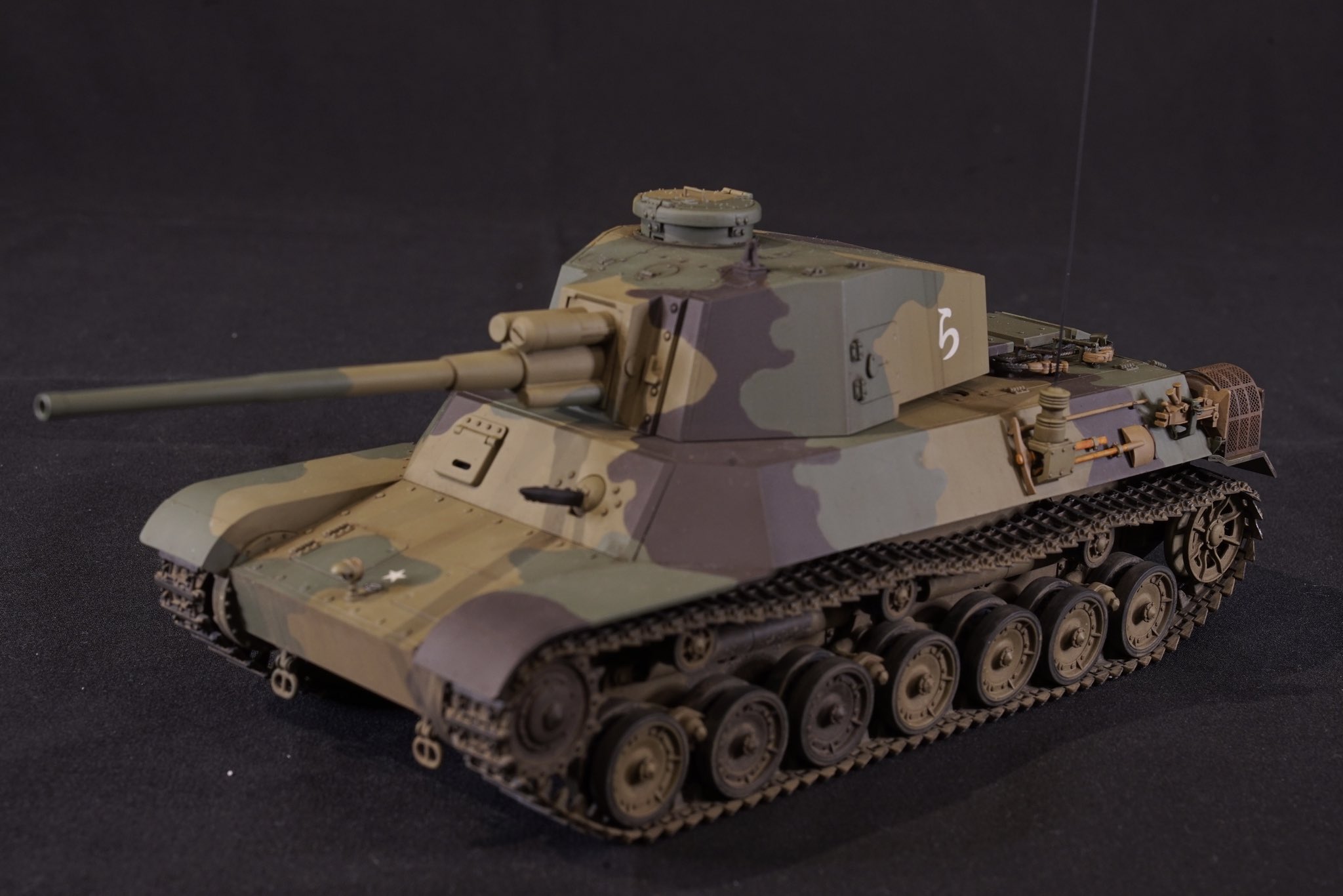 専用ページ　四式中戦車「チト」\"量産型\"ゴジラ-1.0仕様完成品 1/35 四式中戦車[チト]量産型