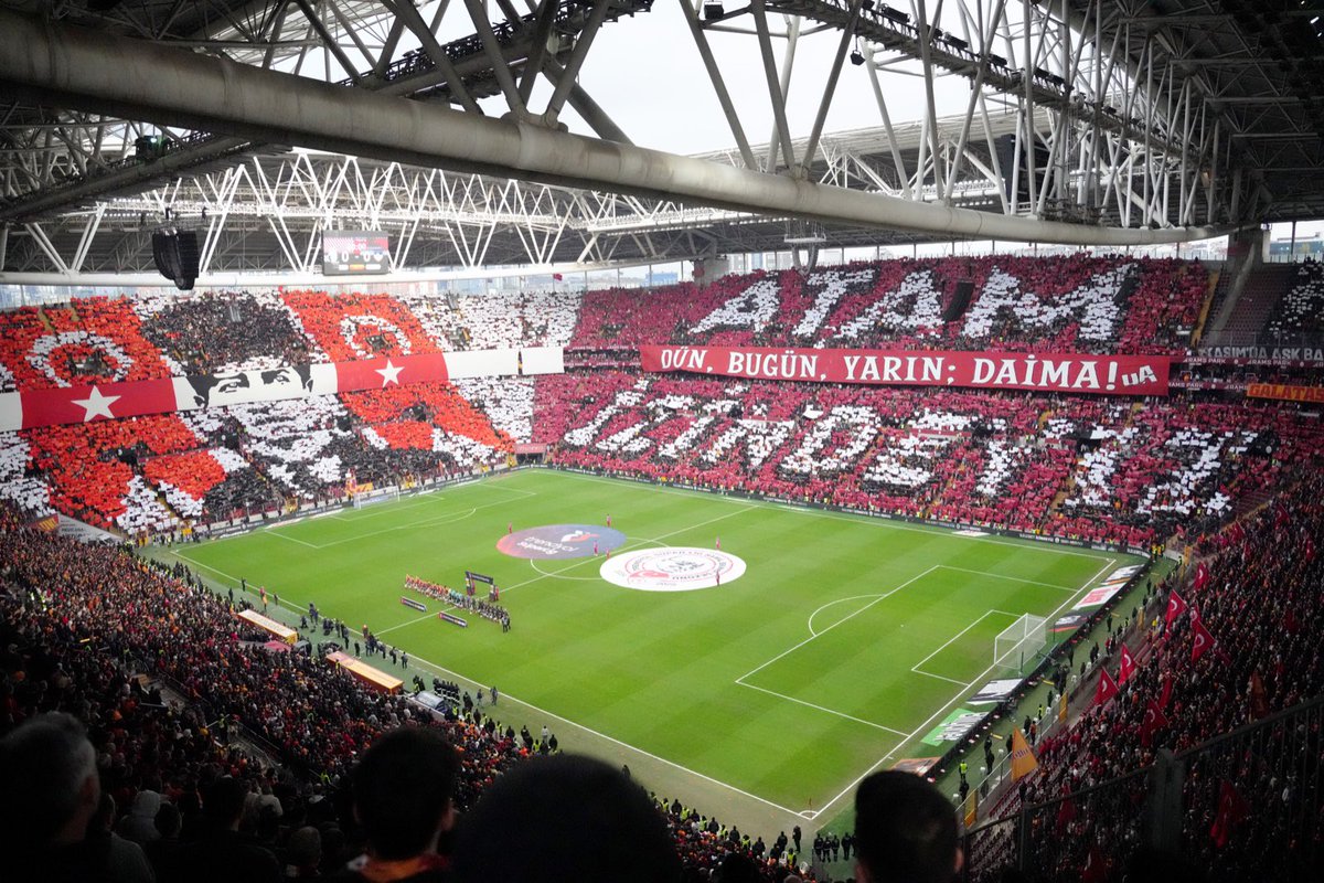 Dün, Bugün, Yarın, Daima.