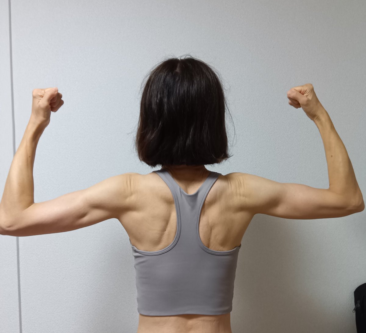 musclebimajo888's tweet photo. 【健康コツコツ肩甲骨💪💪✨】
健診胃カメラ検査
異常なし🍐
ピロリ菌もなし🍐で太鼓判👍
丈夫に産んでくれた両親とご先祖様に感謝🙏✨筋トレと栄養管理✊日頃コツコツと健康管理して来た自分へ感謝🙇♀✨
ただ残念な事に👇️
#筋トレ好きな人と繋がりたい
#筋トレ女子
#筋トレ男子
#Simpleisthebest https://t.co/uAfkL7Pzuz