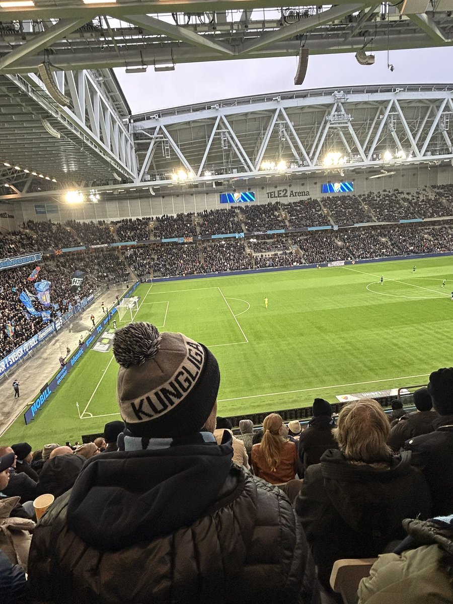 HN_1891's tweet image. Inte gått på sittplats på minst 8 år, en konstig känsla dethär!