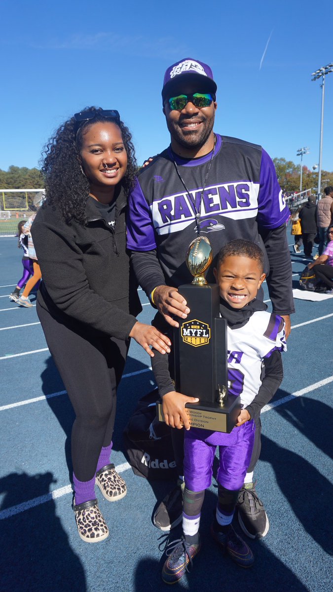 Dominique tweet media