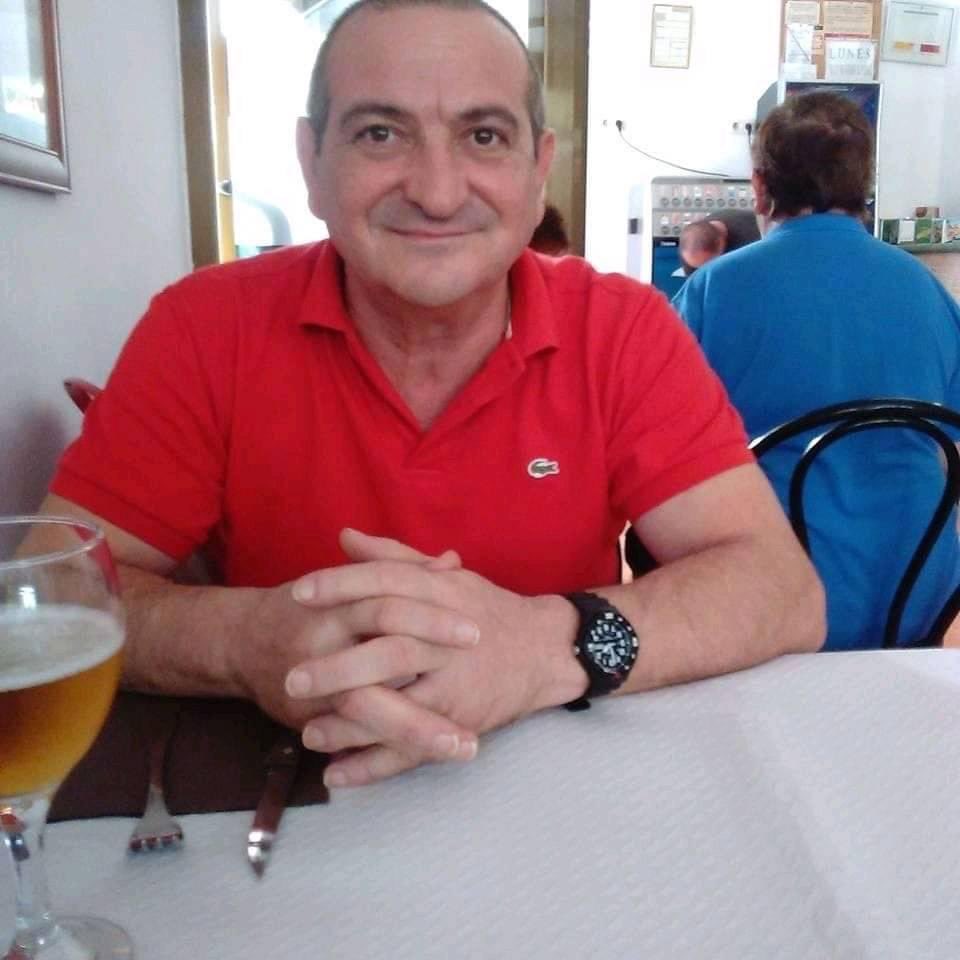 Están buscando a Julio Andres Nacher, <a href="/NacherJulio/">Julio Andres 👶🇪🇭🇪🇭🇪🇭</a>, se perdió su pista en Massanassa durante la DANA, si alguien lo ha visto que se ponga en contacto conmigo, por privado o por este tuit, gracias a todas.
Ruego difusión