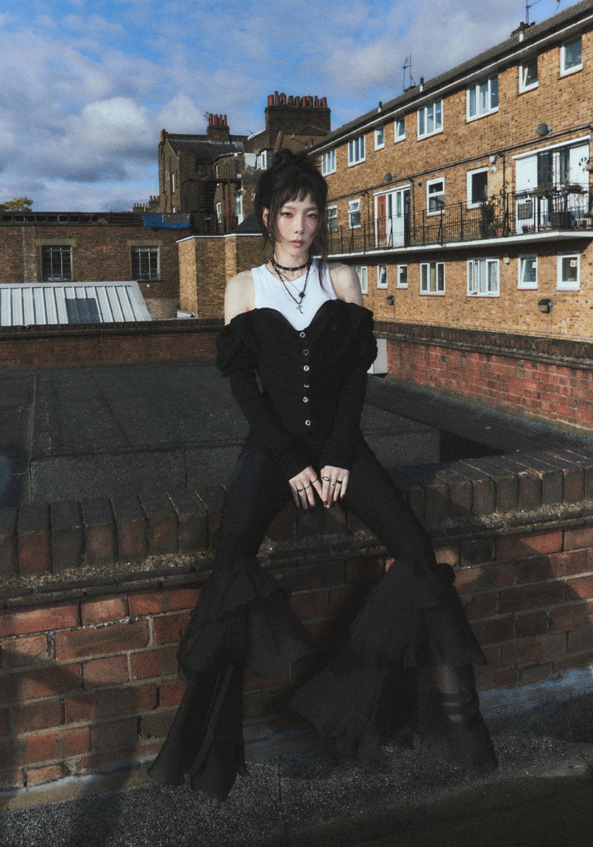 TAEYEONsmtown's tweet image. TAEYEON 태연 'Letter To Myself' From. TAEYEON 3 - Teaser Images 

TAEYEON 태연 The 6th Mini Album 〖Letter To Myself〗 
➫ 2024.11.18 6PM KST
💿 taeyeon.lnk.to/letter_to_myse… 

#태연 #TAEYEON 
#LetterToMyself #TAEYEONLetterToMyself
#소녀시대 #GirlsGeneration