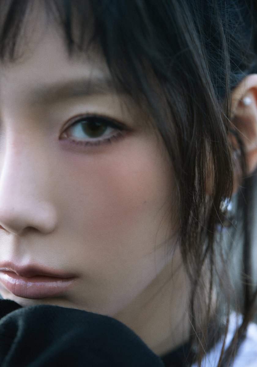 TAEYEONsmtown's tweet image. TAEYEON 태연 'Letter To Myself' From. TAEYEON 3 - Teaser Images 

TAEYEON 태연 The 6th Mini Album 〖Letter To Myself〗 
➫ 2024.11.18 6PM KST
💿 taeyeon.lnk.to/letter_to_myse… 

#태연 #TAEYEON 
#LetterToMyself #TAEYEONLetterToMyself
#소녀시대 #GirlsGeneration