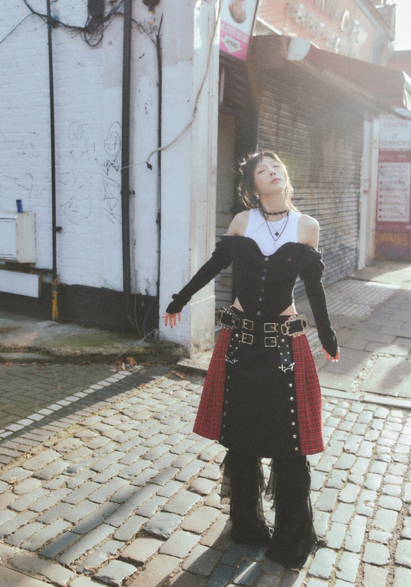 TAEYEONsmtown's tweet image. TAEYEON 태연 'Letter To Myself' From. TAEYEON 3 - Teaser Images 

TAEYEON 태연 The 6th Mini Album 〖Letter To Myself〗 
➫ 2024.11.18 6PM KST
💿 taeyeon.lnk.to/letter_to_myse… 

#태연 #TAEYEON 
#LetterToMyself #TAEYEONLetterToMyself
#소녀시대 #GirlsGeneration