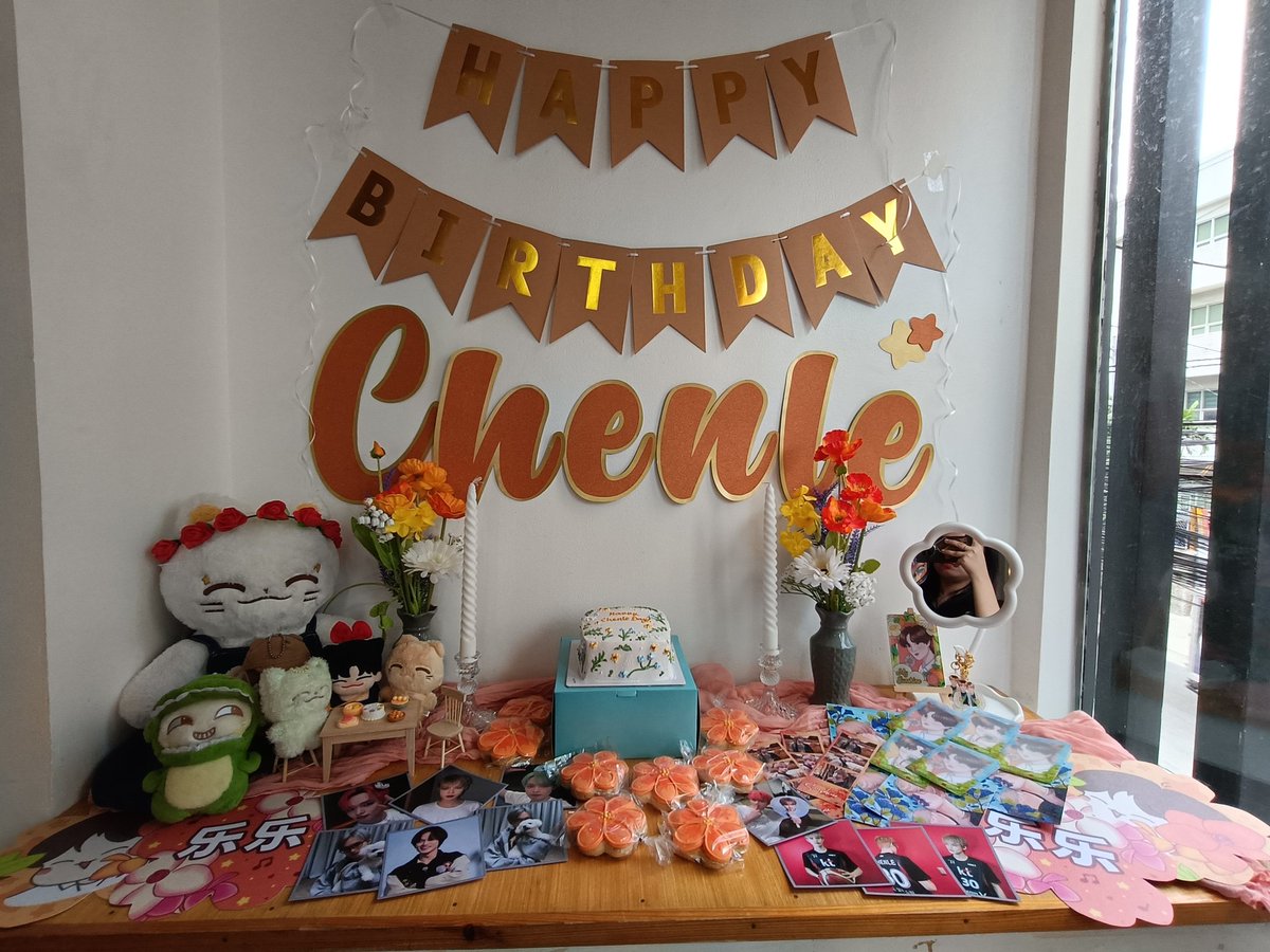 meltphase_'s tweet photo. HAPPY CHENLE DAYYYY!!!
Thank you so much po sa organizers 💚 So saya and successful ng cse!!! Thank you rin po sa mga nagbigay ng freebies 🫶
#BloomWithCHENLE https://t.co/y3StKfQRml