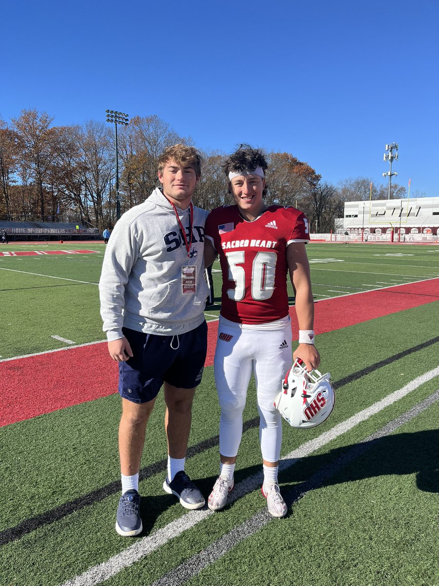 Had a great time at Sacred Heart! Thanks <a href="/CoachDEdwards/">Coach Darin Edwards</a> and <a href="/CoachWoodring71/">Kevin Woodring</a>  for having me.
<a href="/CoachBFitz/">Bill Fitzgerald</a> 
<a href="/MaxRuiz50/">Max Ruiz</a> 
<a href="/thomas_diemar/">Thomas Diemar 4⭐️</a>