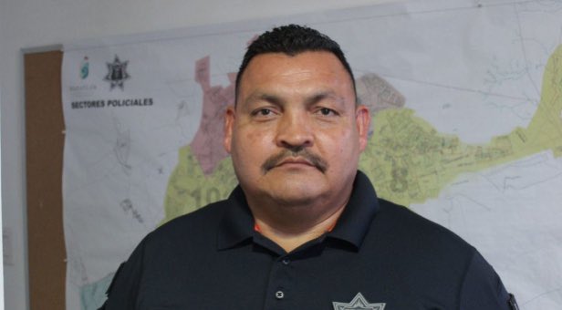 enriquemunozFM's tweet photo. Domingo 10 Noviembre
Sinaloa: 5 cuerpos en la Mazatlán-Durango/ Colima: ejecutan a mando marino/ Guerrero: camioneta con 11 muertos en Chilpancingo/ Mazatlán: ejecutan a Simón Malpica, ex jefe policíaco/ Querétaro: 10 muertos, 9 heridos en bar.
“En México no hay TERRORISMO”: 4t https://t.co/hN7OcLebmQ